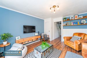 Sitting Room- click for photo gallery